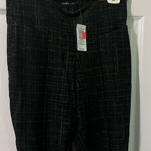 Pull on Luxe Ponte pencil pant